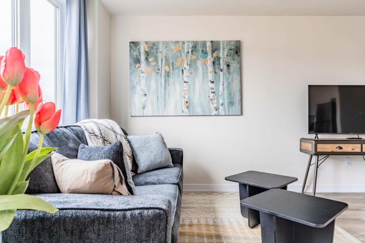 Luxury Townhouse Close To Fairview Casino In Niagara Falls 빌라 외부 사진