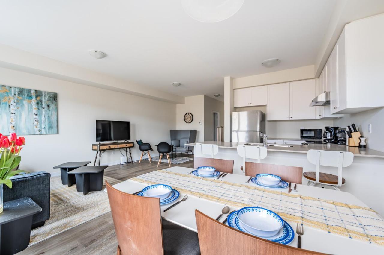 Luxury Townhouse Close To Fairview Casino In Niagara Falls 빌라 외부 사진