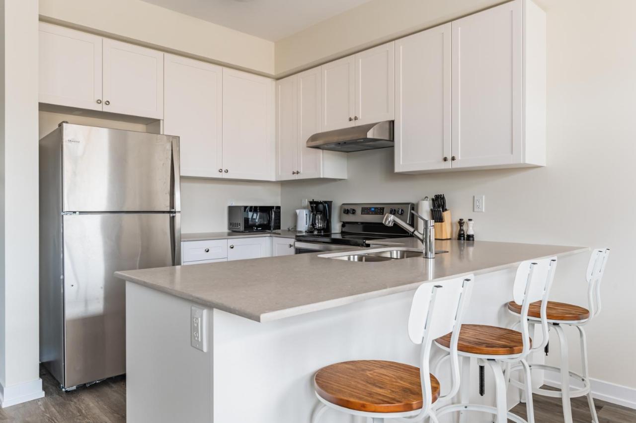 Luxury Townhouse Close To Fairview Casino In Niagara Falls 빌라 외부 사진