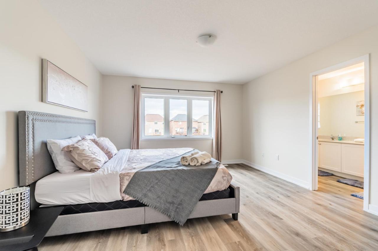 Luxury Townhouse Close To Fairview Casino In Niagara Falls 빌라 외부 사진