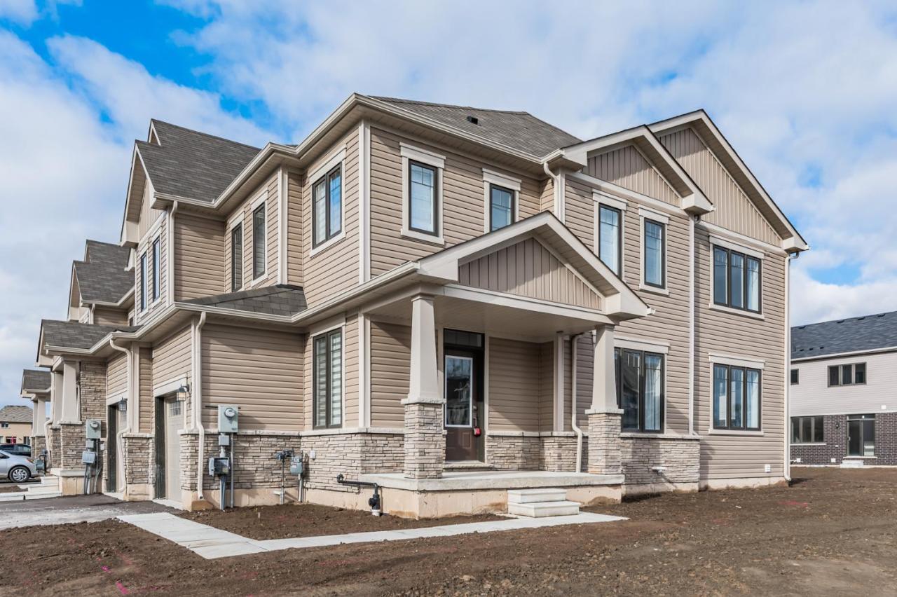 Luxury Townhouse Close To Fairview Casino In Niagara Falls 빌라 외부 사진